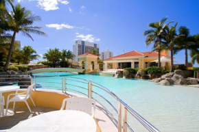 Chevron Renaissance - Self Contained & Privately Managed Apartments
